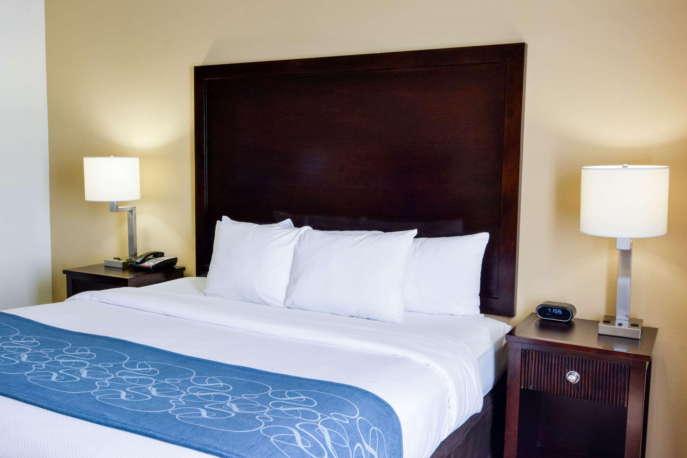 Comfort Suites Фриско Экстерьер фото
