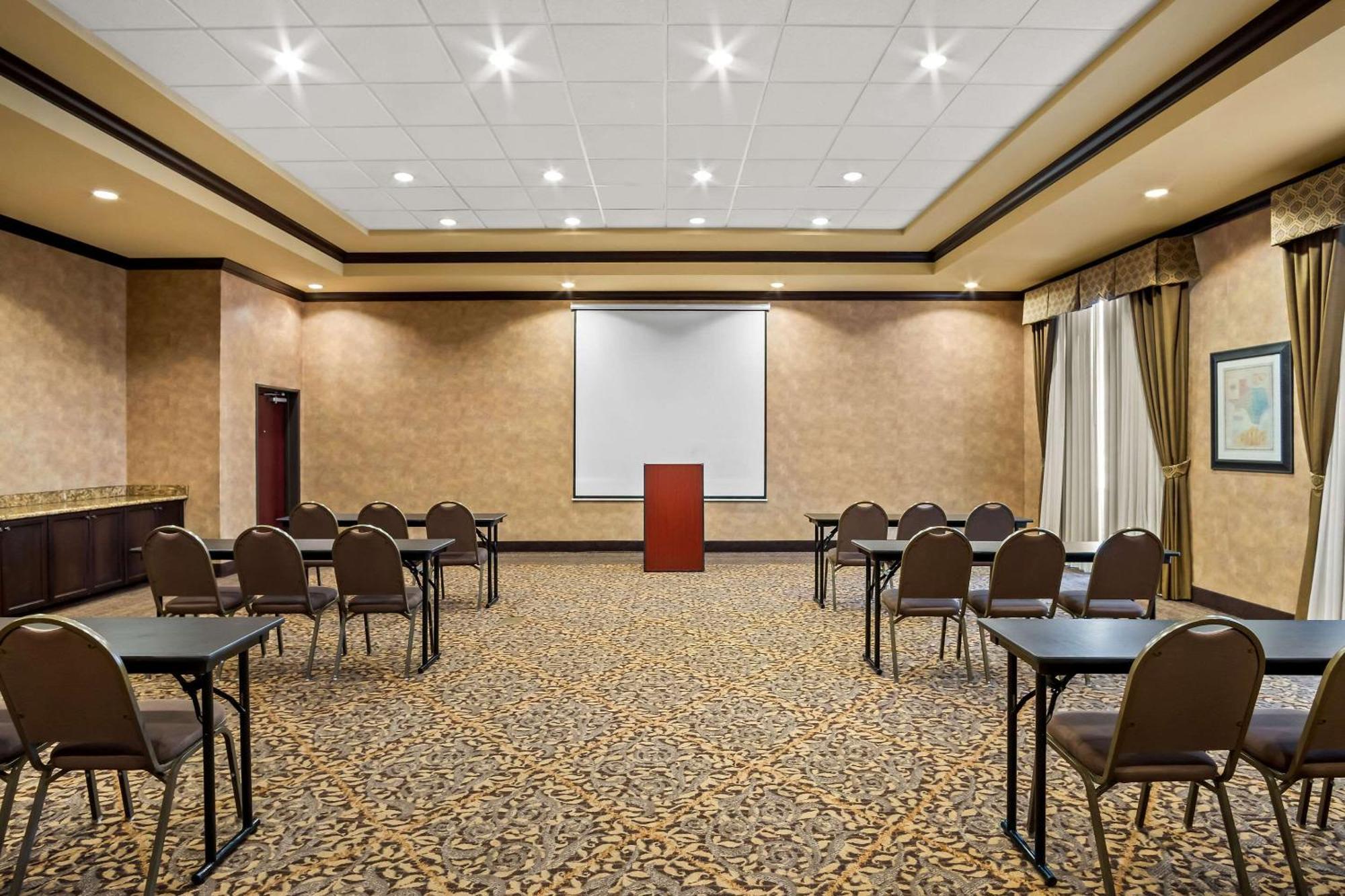 Comfort Suites Фриско Экстерьер фото